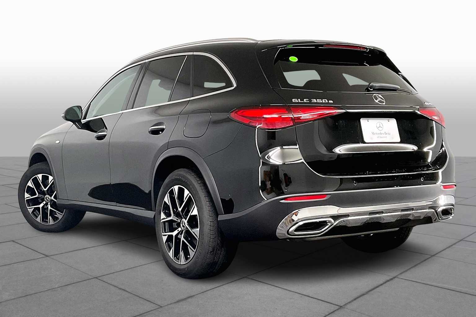 2025 Mercedes Benz GLC 350e 4MATIC photo 4