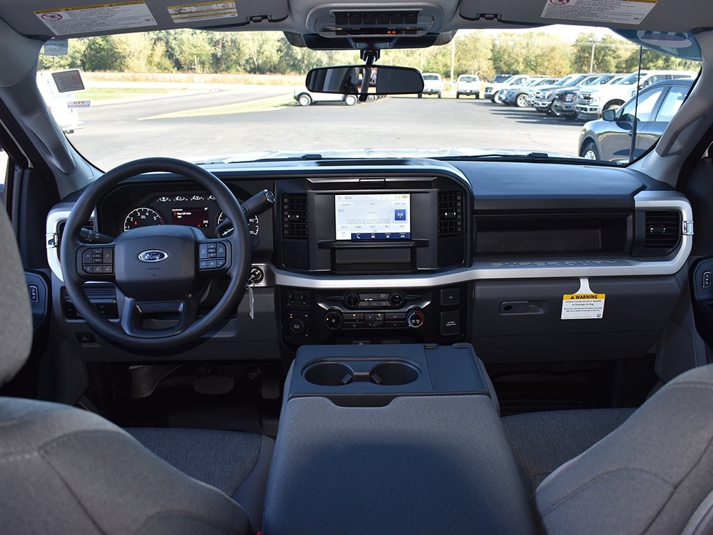 2026 Ford F-250 XL photo 4