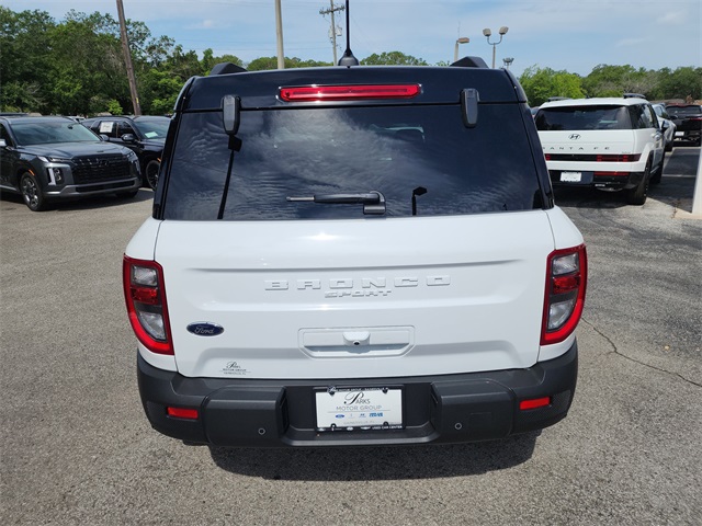 2025 Ford Bronco Sport Outer Banks photo 4