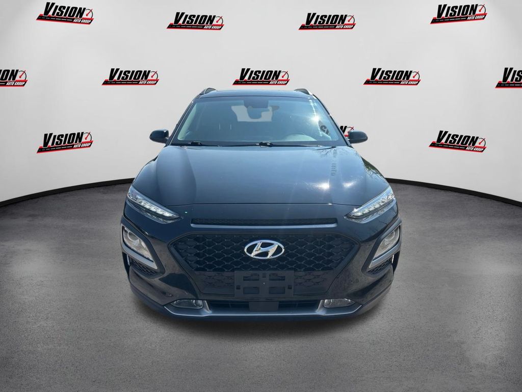 2018 Hyundai Kona SEL photo 2