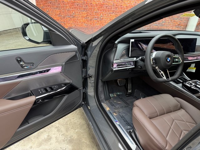2026 Bmw 740i xDrive photo 9