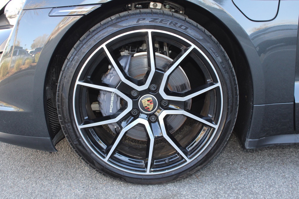 2023 Porsche Taycan S photo 12