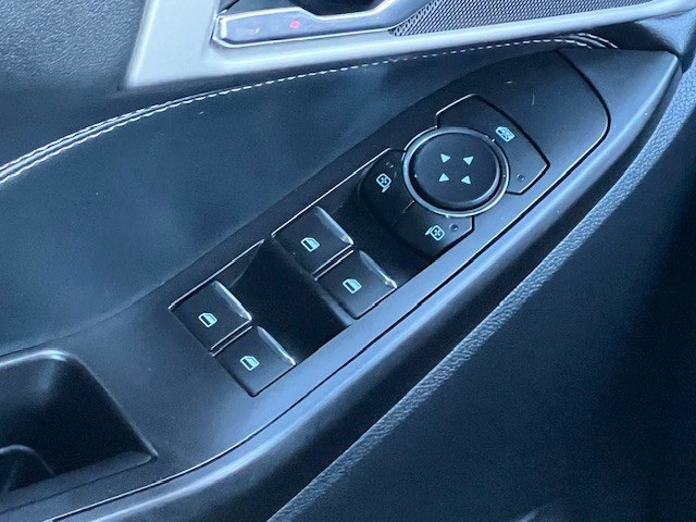 2020 Ford Explorer XLT photo 31
