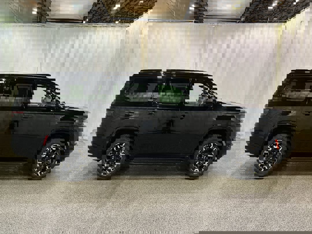 2025 Jeep Wagoneer Series II Overland photo 4