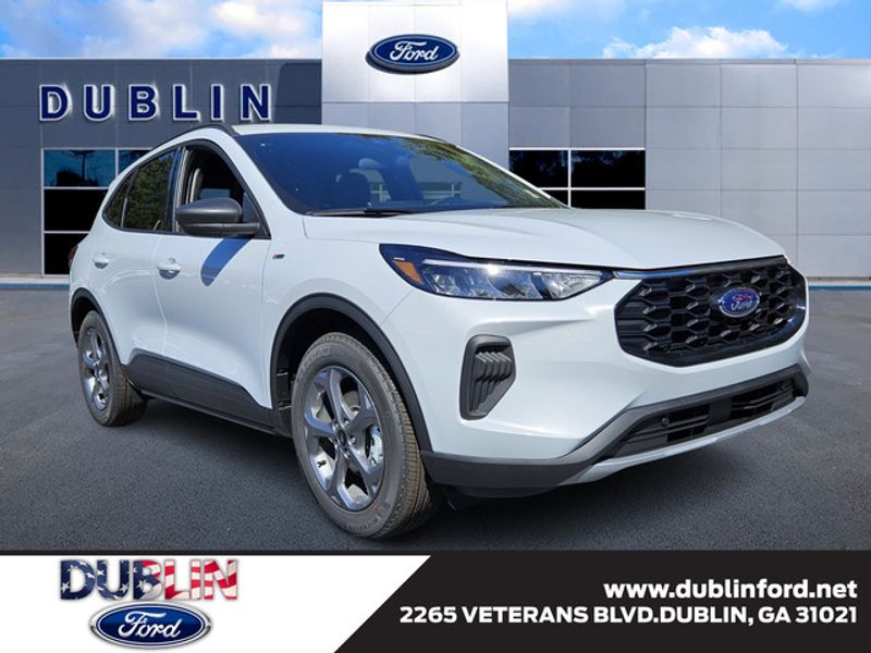 2026 Ford Escape ST-Line's photo