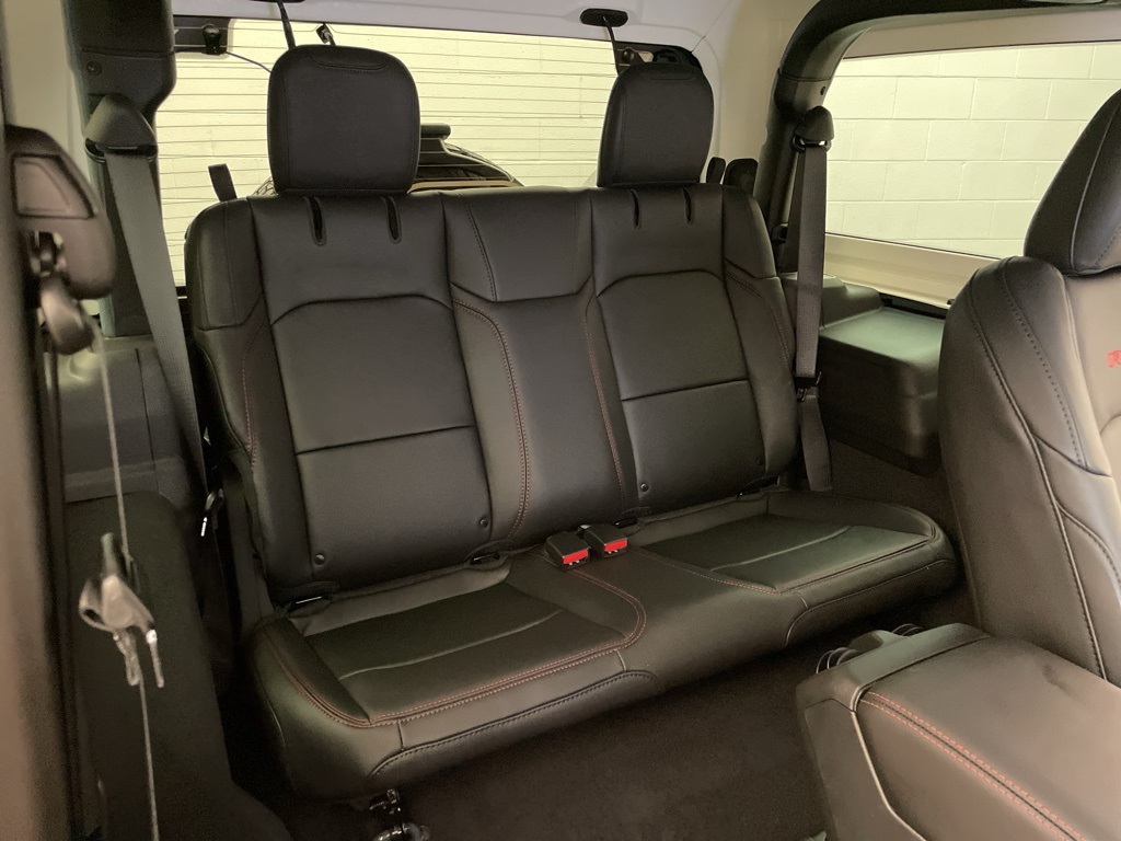2025 Jeep Wrangler Rubicon photo 11