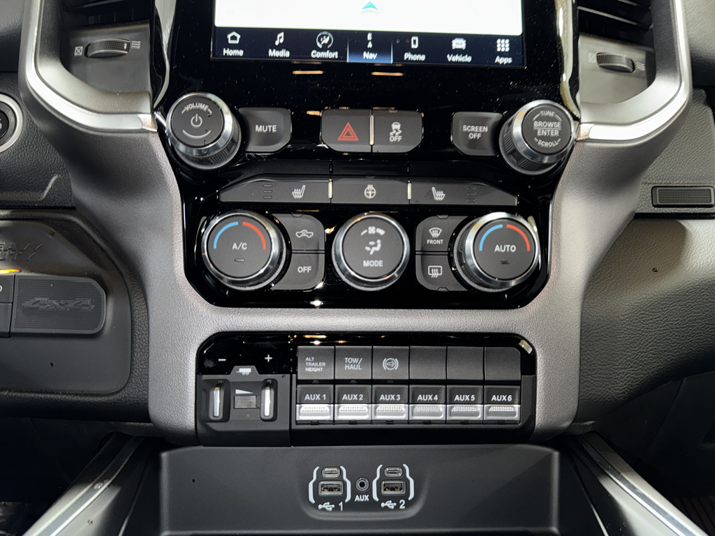 2024 Ram 3500 Big Horn photo 35