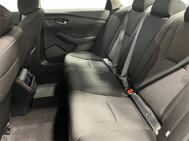 2025 Honda Accord SE photo 23