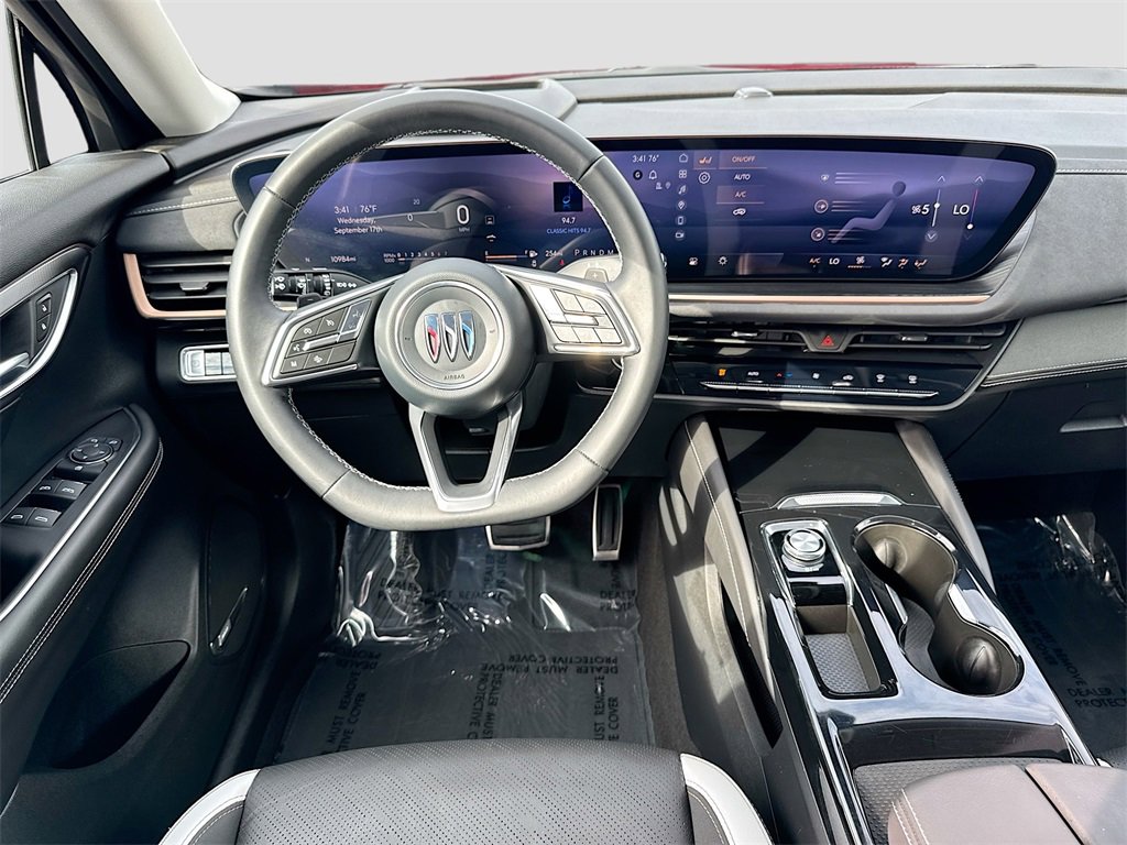 2025 Buick Envision Sport Touring photo 19