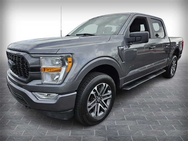 2021 Ford F-150 XL photo 3