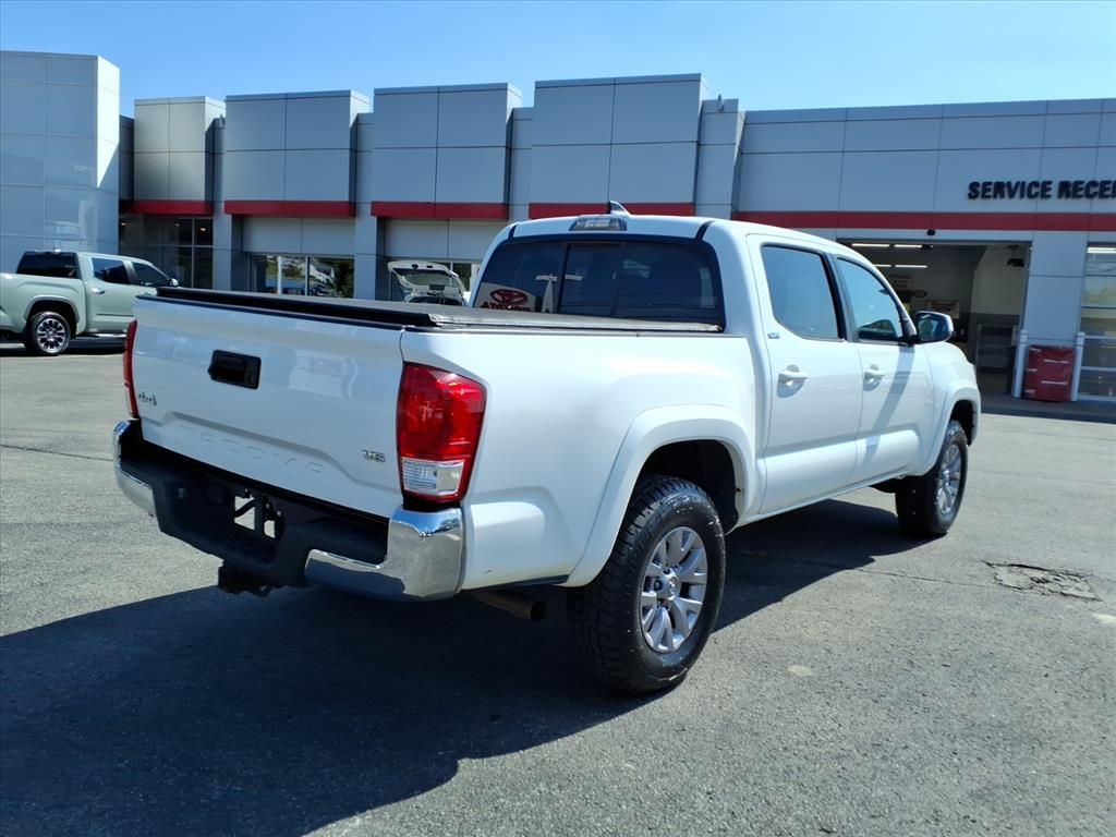 2016 Toyota Tacoma SR5 photo 4