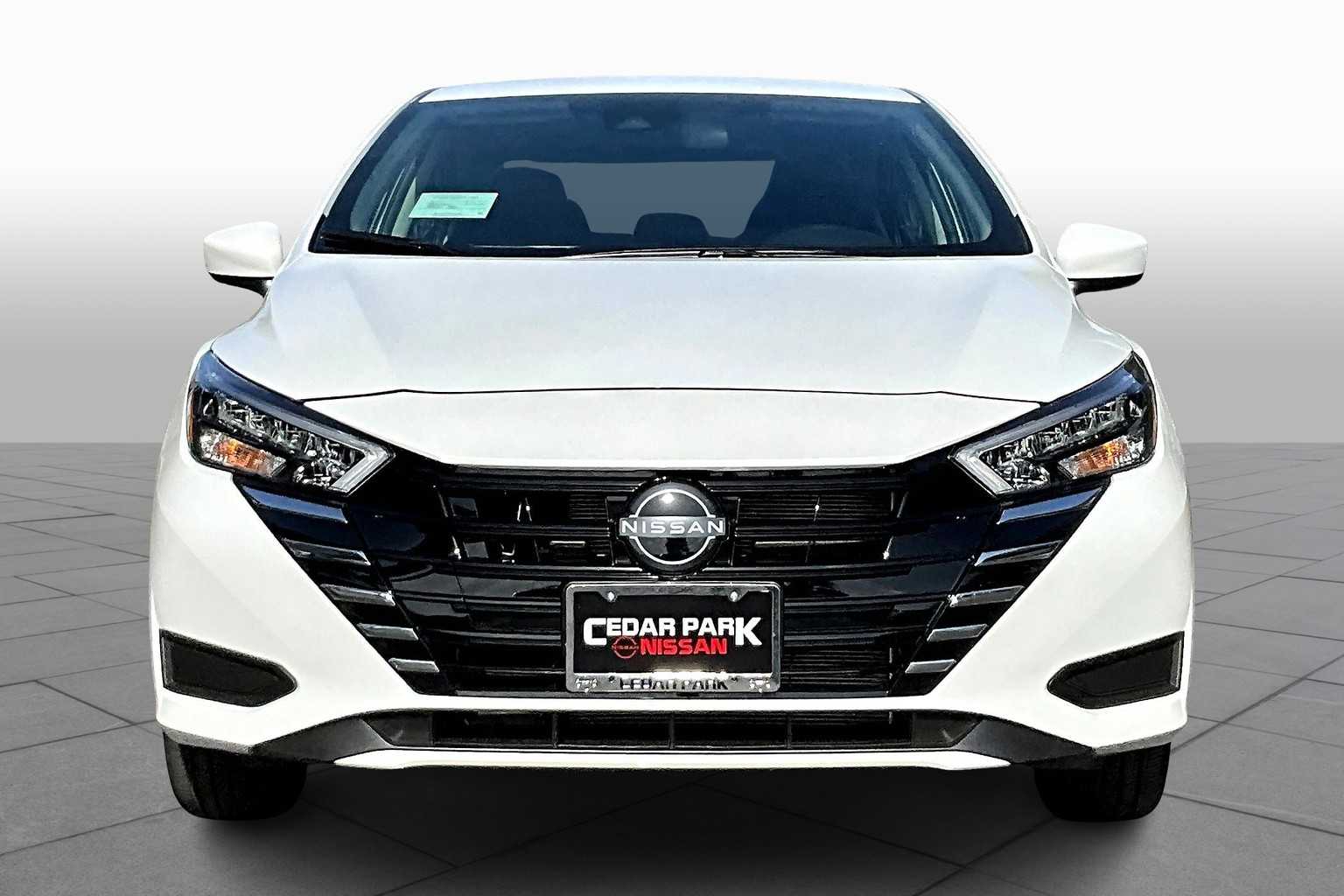 2025 Nissan Versa SV photo 3