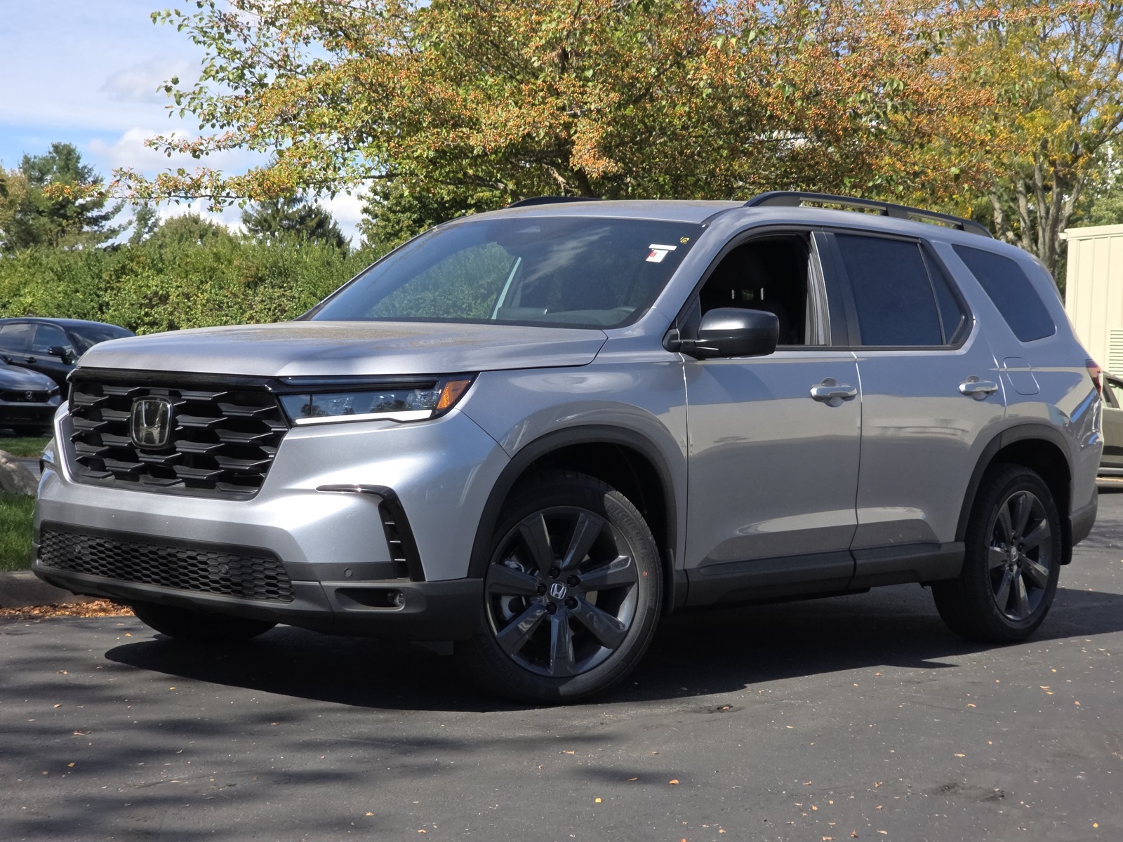 2025 Honda Pilot Sport's photo