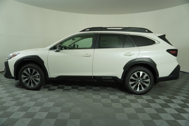 2025 Subaru Outback Limited XT photo 4