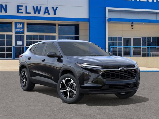 2026 Chevrolet Trax photo 2