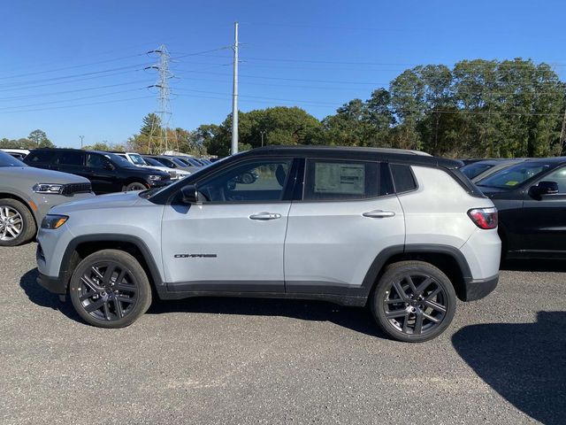 2026 Jeep Compass Limited Altitude photo 2