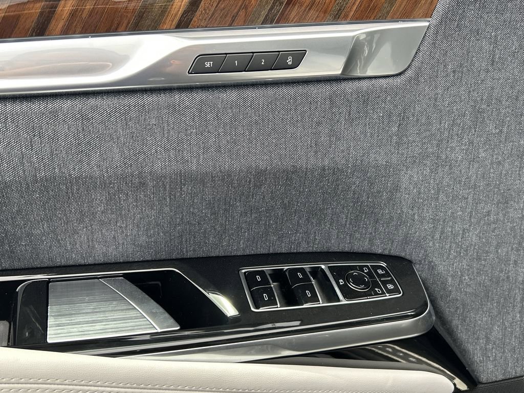 2025 Cadillac Escalade Sport Platinum photo 19