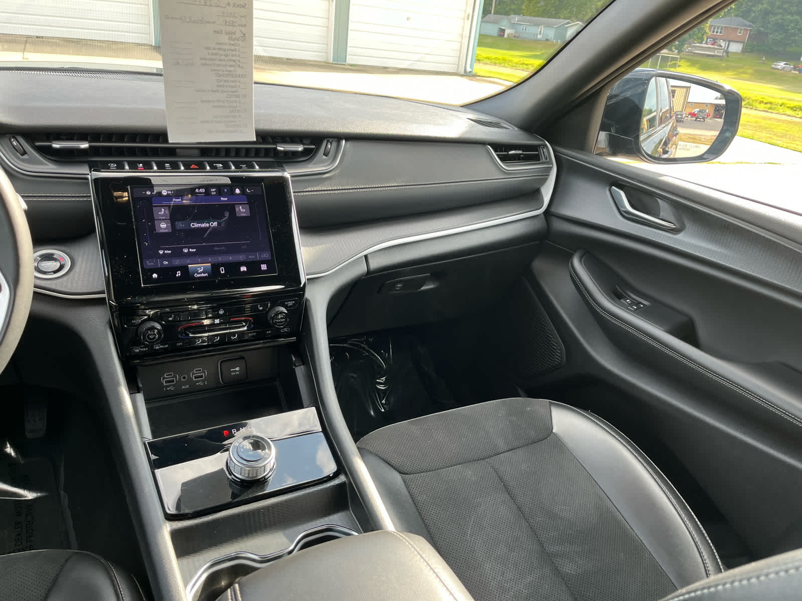 2024 Jeep Grand Cherokee Altitude photo 19