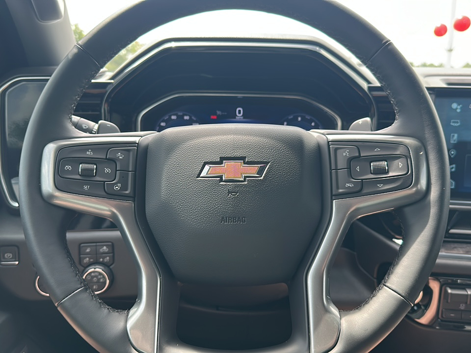 2024 Chevrolet Silverado 1500 LTZ photo 15