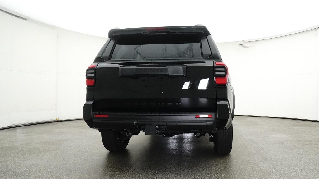 2025 Toyota 4Runner SR5 photo 17