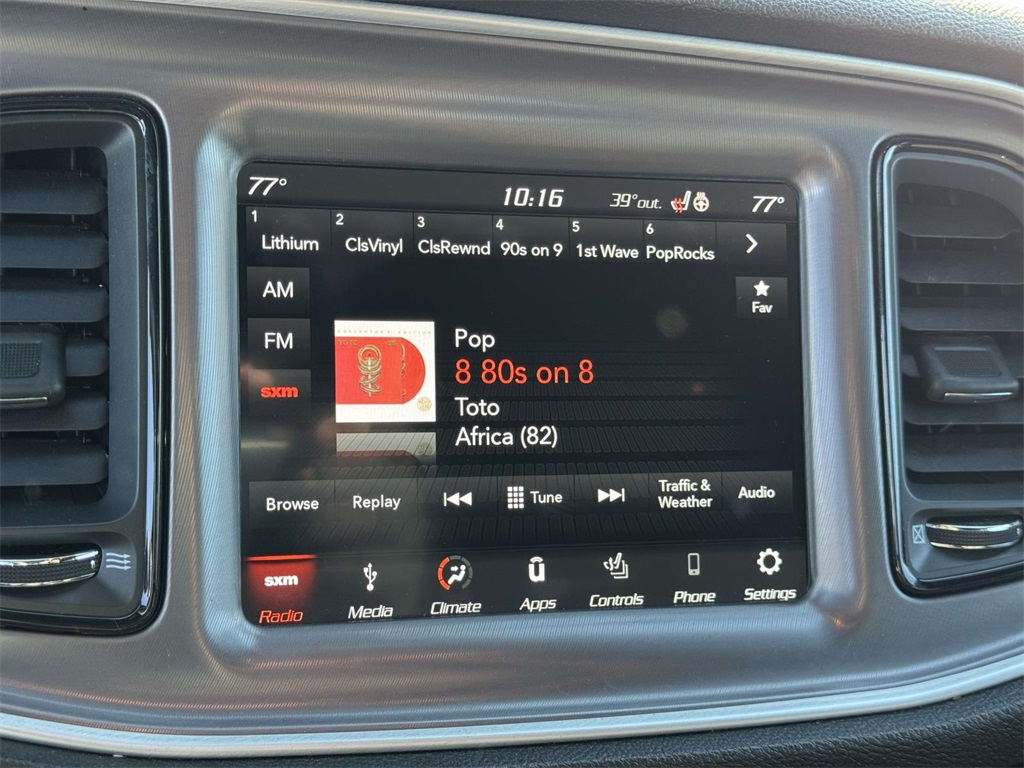 2019 Dodge Challenger R/T Scat Pack photo 3