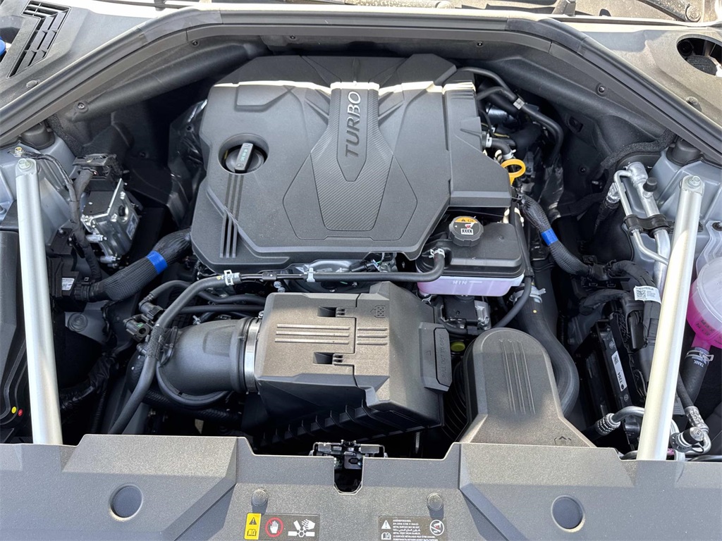 2026 Genesis GV70 2.5T Advanced photo 12