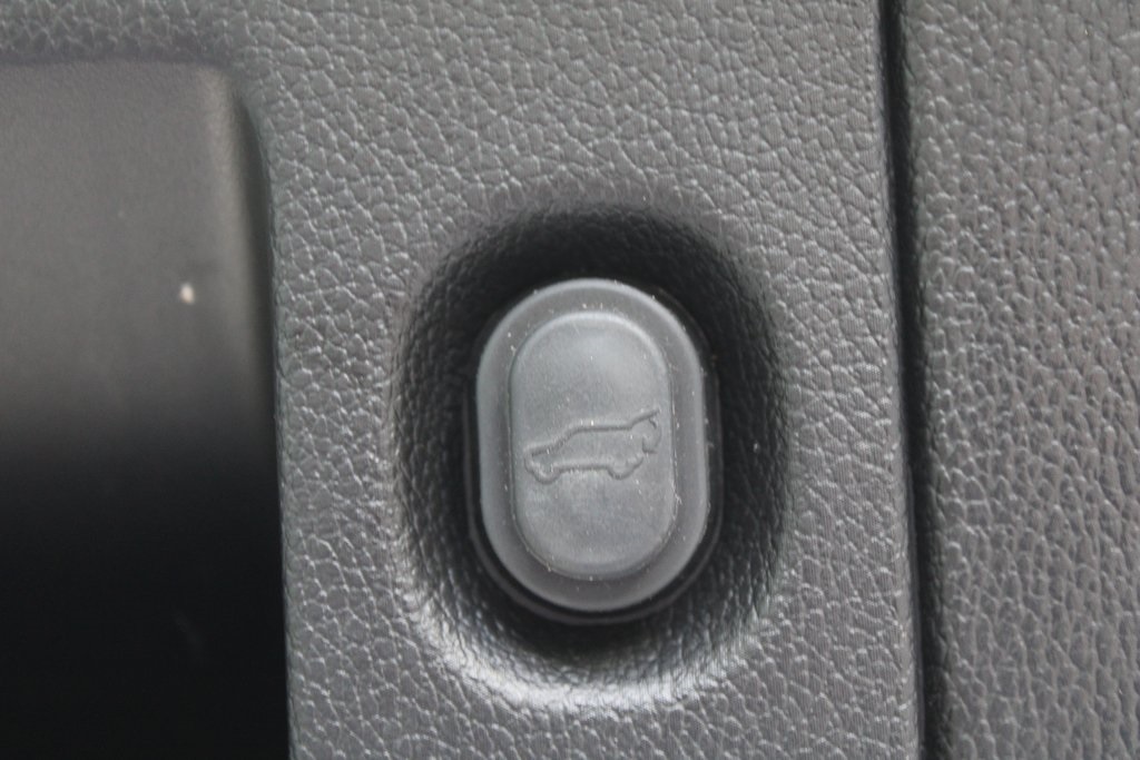 2019 Chevrolet Suburban 1500 Premier photo 10