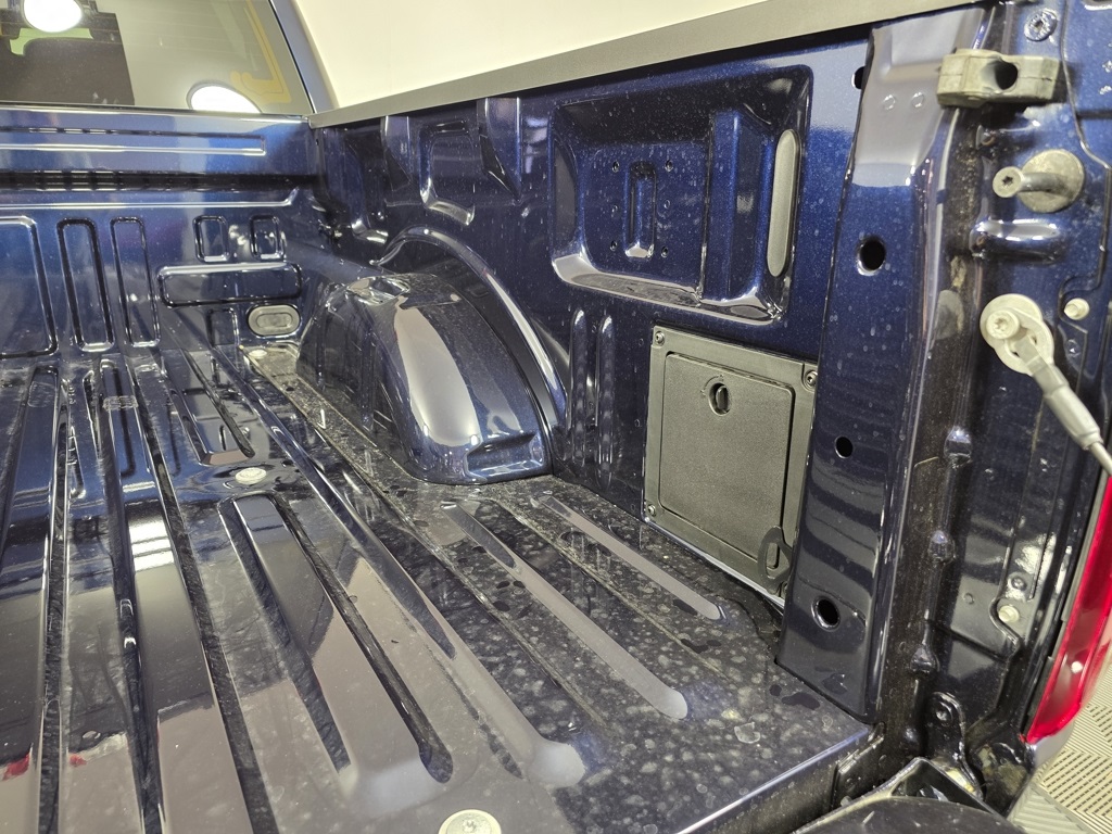 2025 Ford F-150 XLT photo 6
