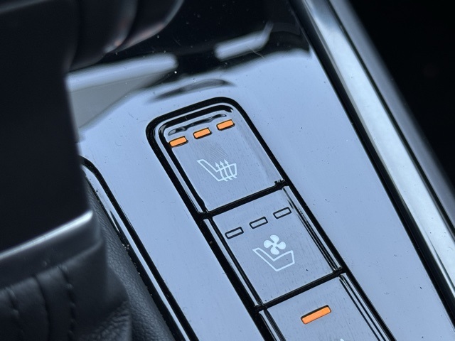2023 Kia Niro SX Touring photo 20