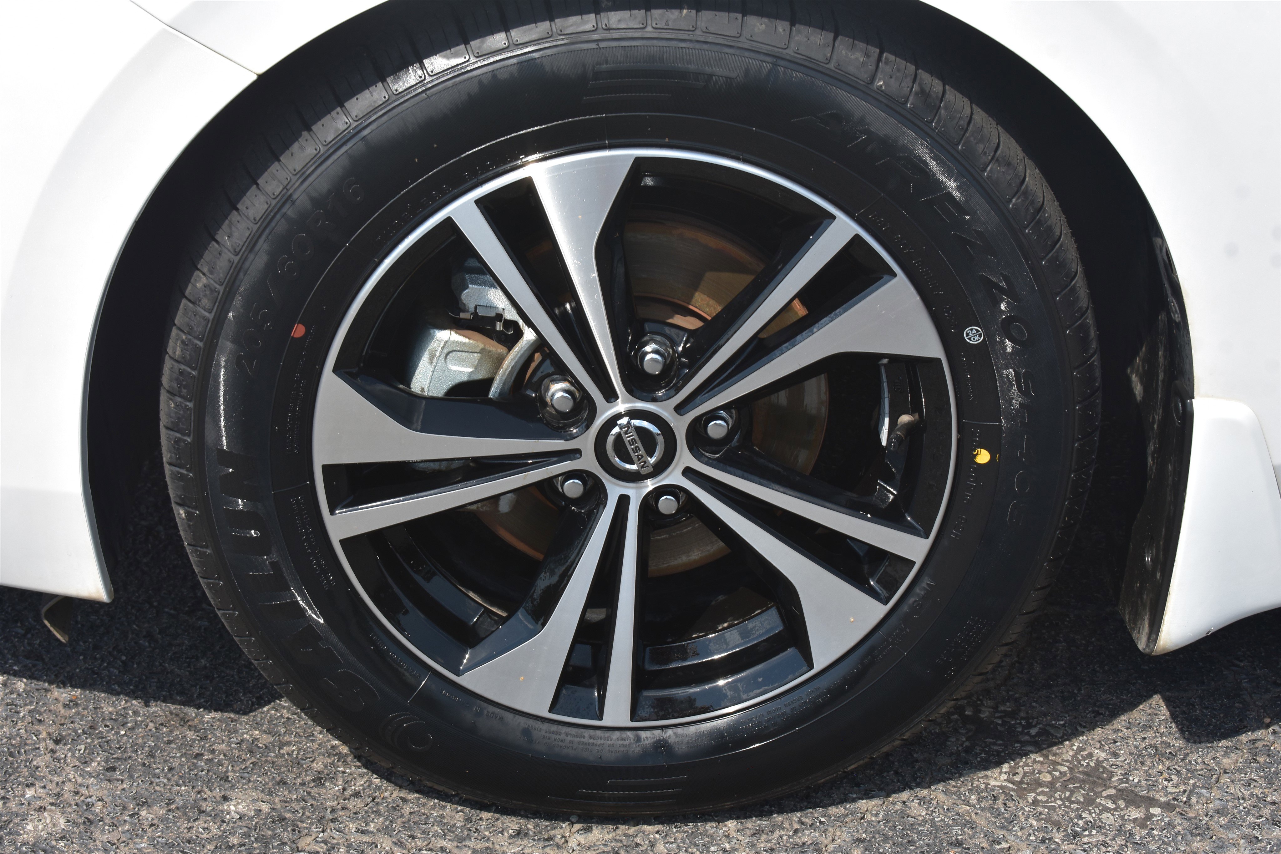 2021 Nissan Sentra SV photo 5
