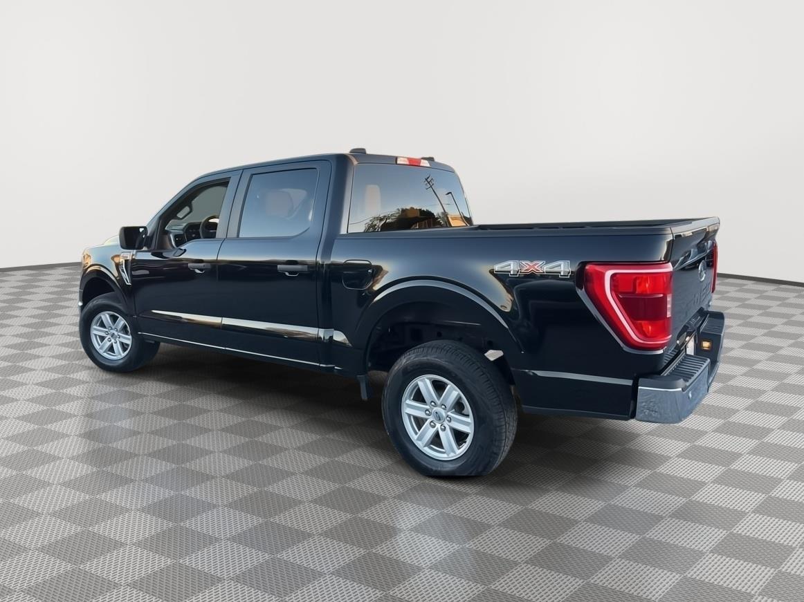 2023 Ford F-150 XLT photo 2