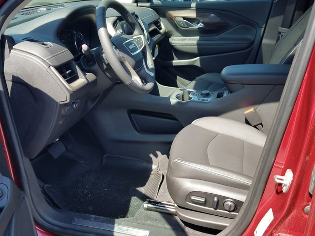 2018 Gmc Terrain Denali photo 2