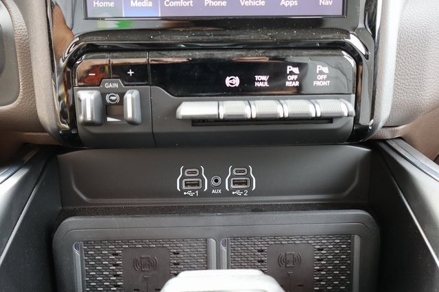 2025 Ram 2500 Laramie photo 26