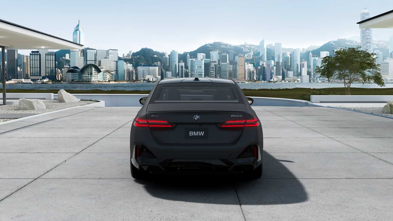 2026 Bmw 550e xDrive photo 5