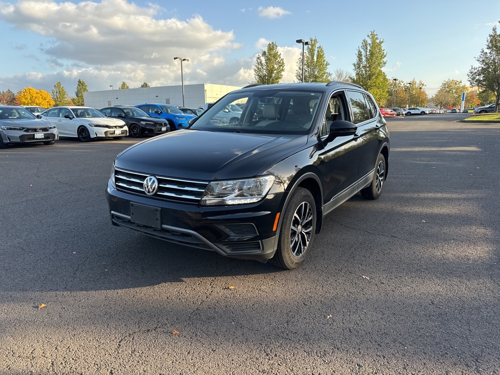 2021 Volkswagen Tiguan SE photo 2