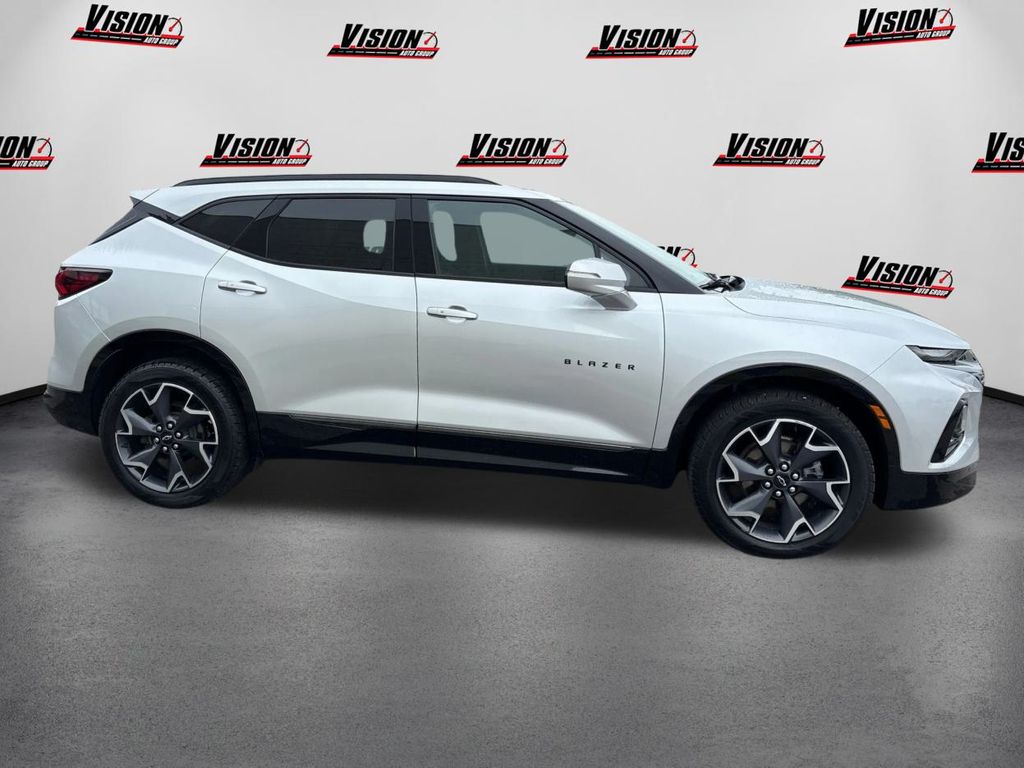 2022 Chevrolet Blazer RS photo 4