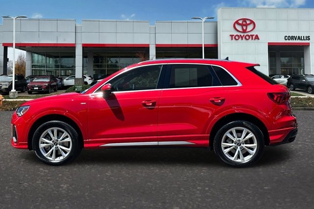2024 Audi Q3 S line Premium photo 7