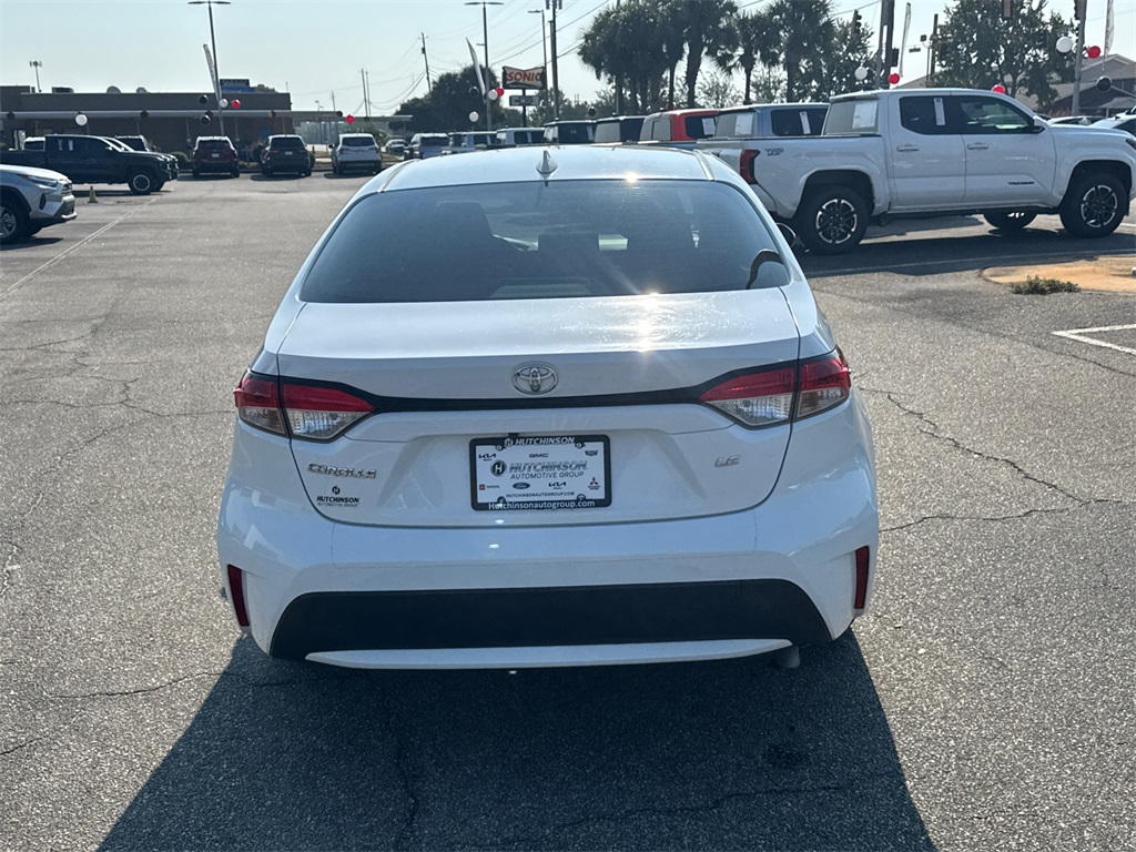 2021 Toyota Corolla LE photo 4