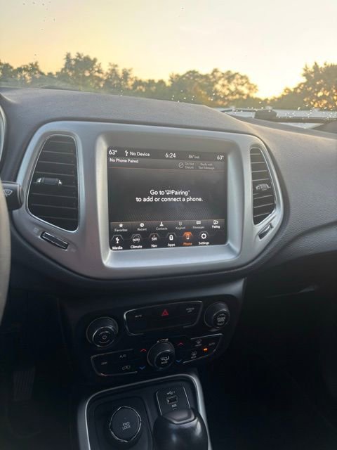 2021 Jeep Compass Altitude photo 13