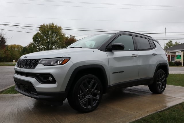 2026 Jeep Compass Limited photo 4