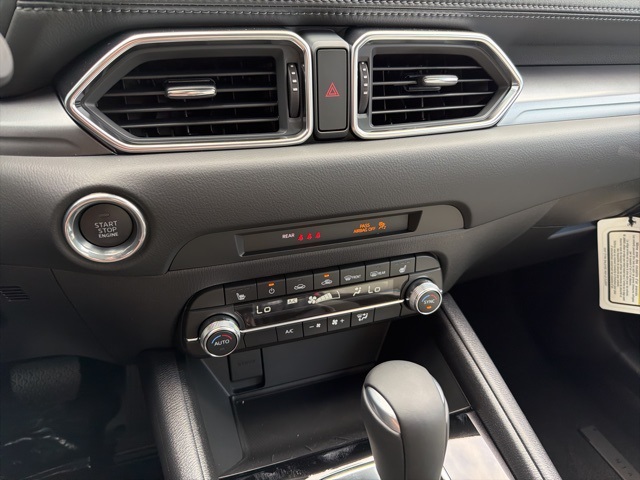 2025 Mazda CX-5 2.5 S Preferred photo 14