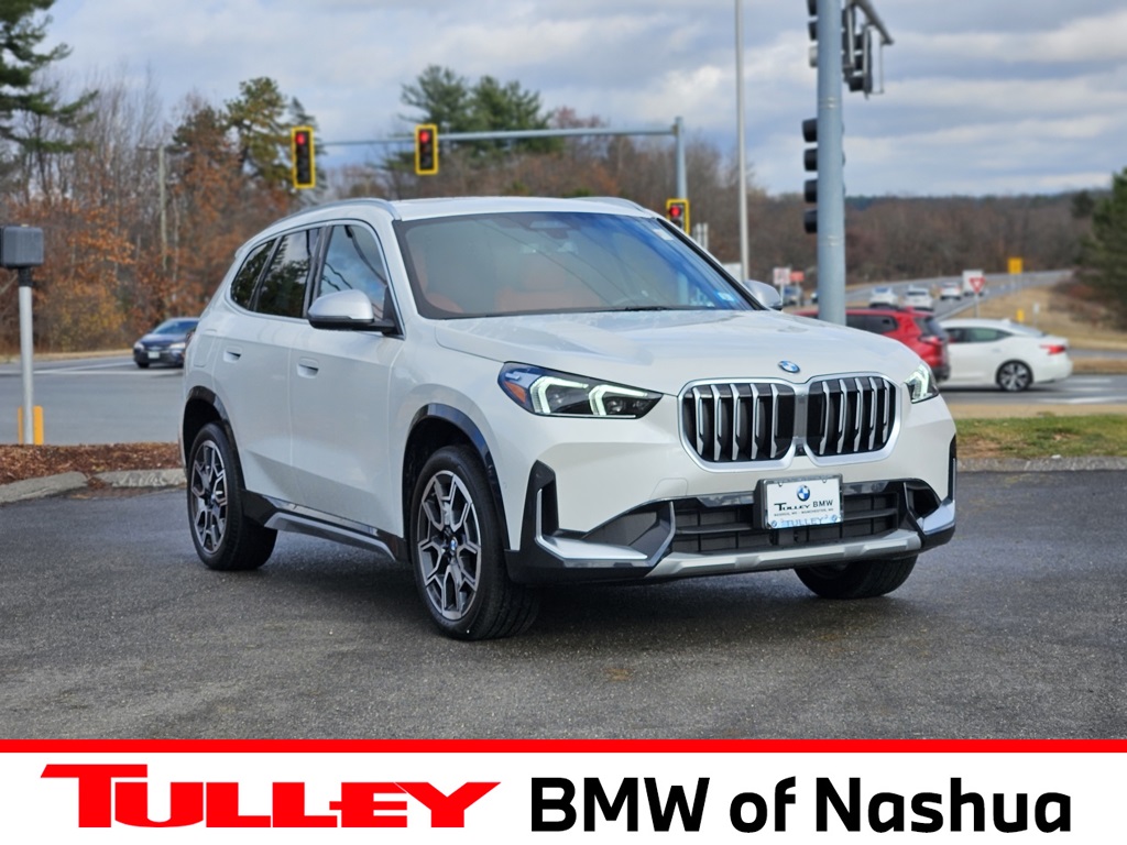 2024 BMW X1 28i's photo