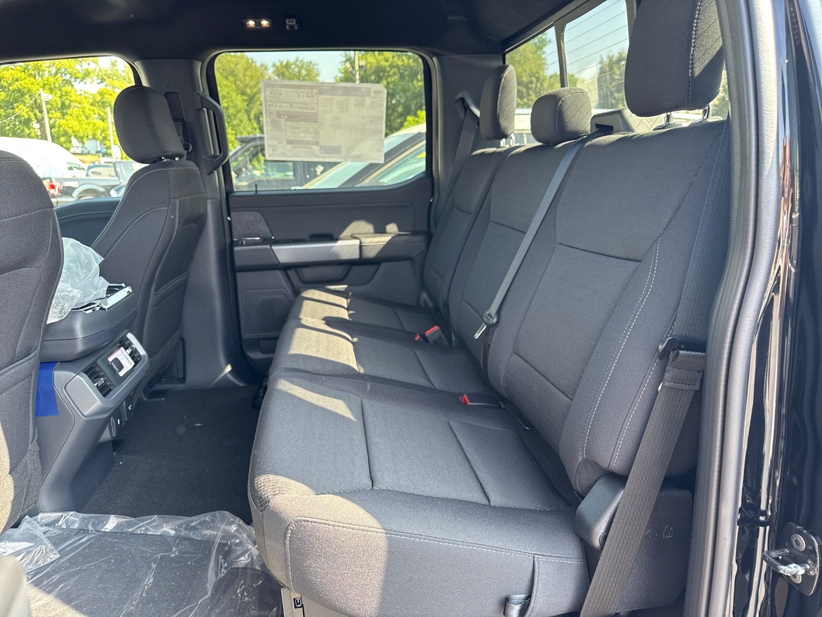 2025 Ford F-150 XLT photo 7
