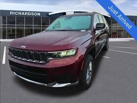 2023 Jeep Grand Cherokee L Laredo's photo