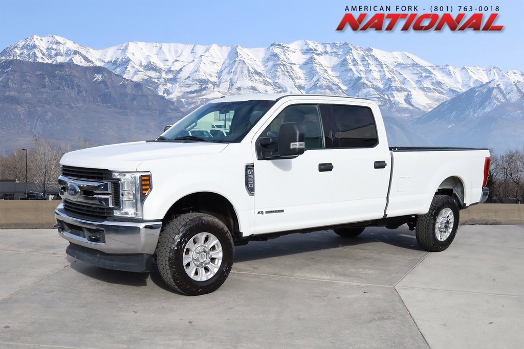 2018 Ford F-350 Super Duty XLT's photo