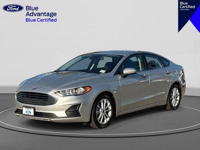2019 Ford Fusion SE's photo