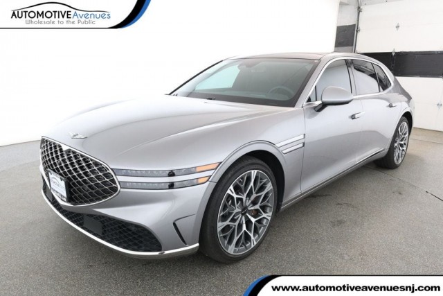 2023 GENESIS G90