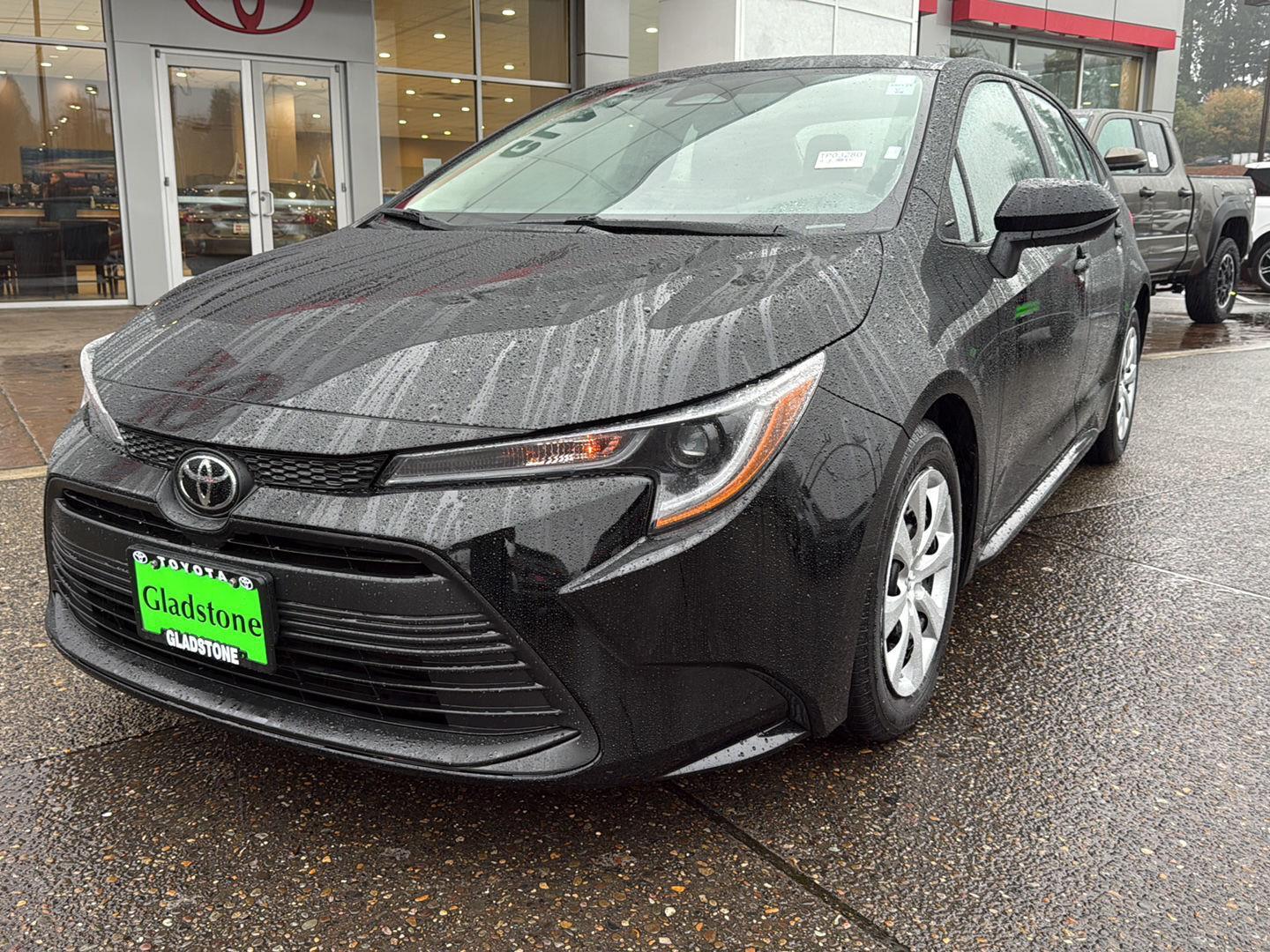 2023 Toyota Corolla LE photo 3