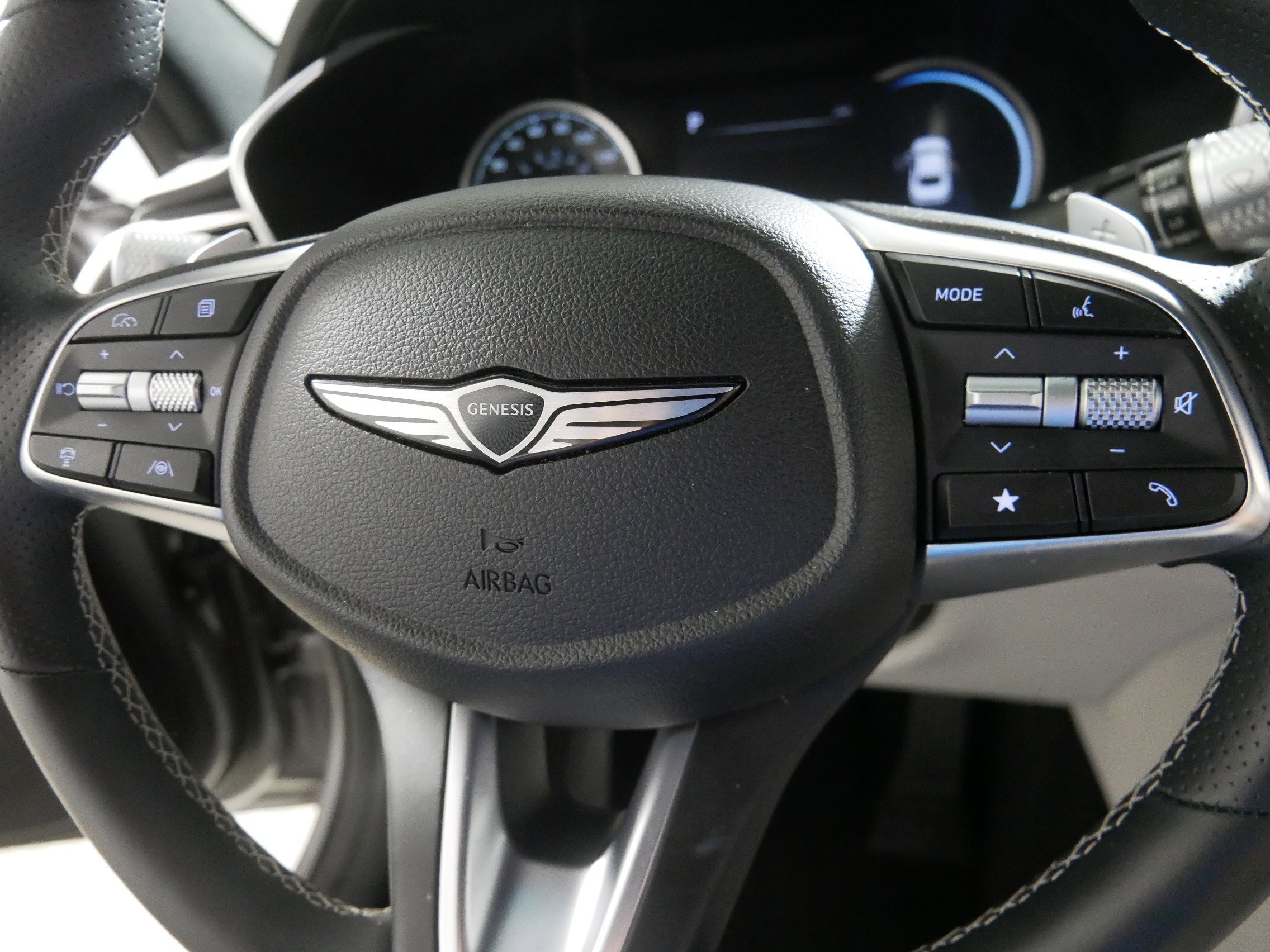 2024 Genesis G70 2.5T photo 25