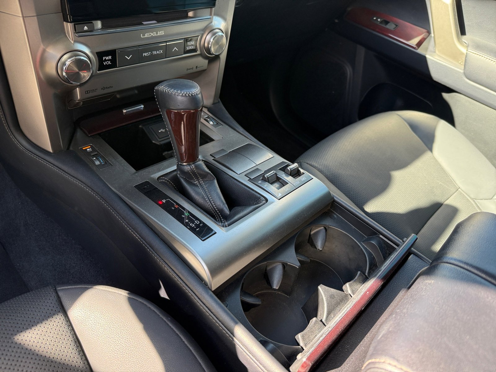 2019 Lexus GX 460 Premium photo 13